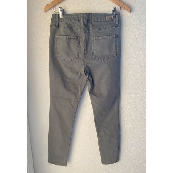 RSQ | Cali High Rise Jeans in Olive Green, Size 27 - Picture 5 of 11
